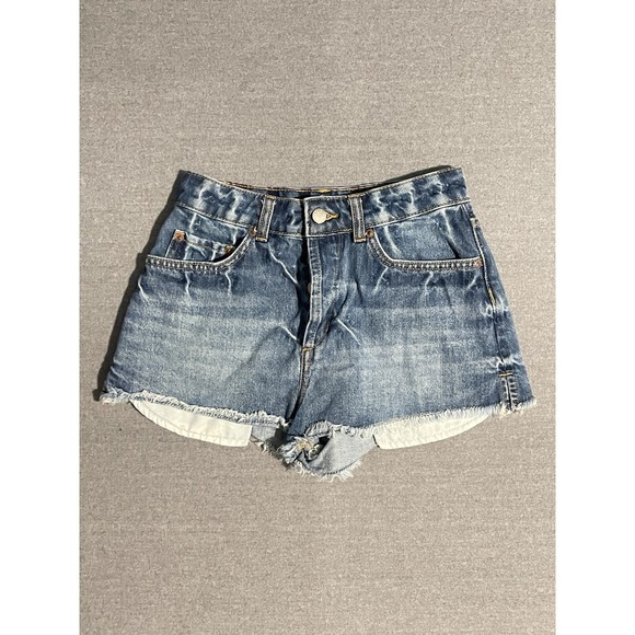 Roxy Pants - Roxy Denim Shorts‎ Womens Size 26 Medium Wash Frayed Hem Beach Y2K Summer Style